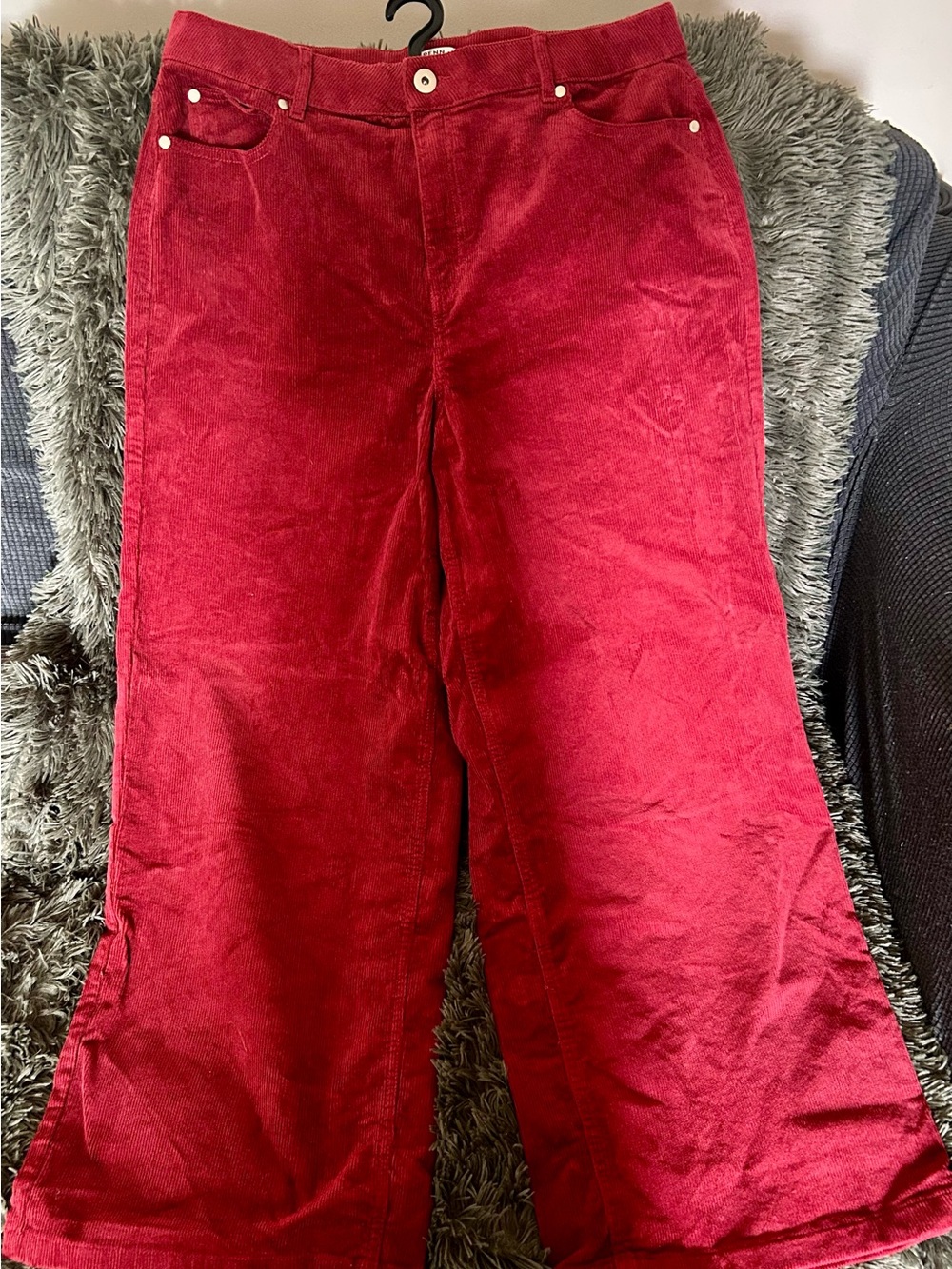 Penningtons Red wine colour Wide-Leg Corduroy Pants stretch